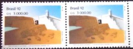 Par de selos postais do Brasil de 1992 Forte de Santo Antonio M