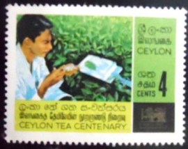 Selo postal do Sri Lanka de 1967 Tea Research