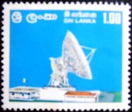 Selo postal do Sri Lanka de 1976 Opening of Satellite Earth Station