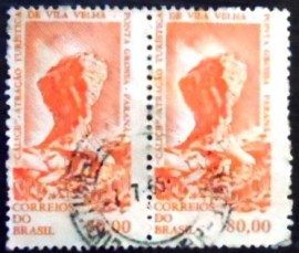 Par de selos postais do Brasil de 1964 Cálice