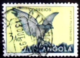 Selo postal da Angola de 1951 Southern Shikra