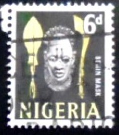 Selo postal da Nigéria de 1961 Mask