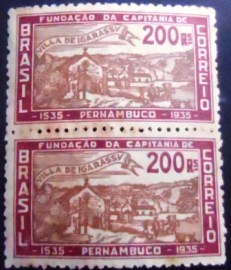 Par de selos postais do Brasil de 1935 Vila de Igarassu