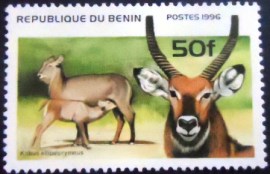 Selo postal do Benin de 1996 Waterbuck