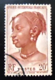 Selo postal da África ocidental Francesa de 1947 Agni Woman