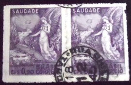Par de selos postais do Brasil de 1945 Saudades