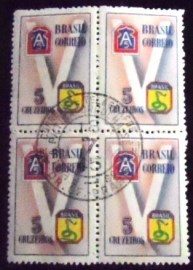 Quadra de selos postais do Brasil de 1945 V da Vitória