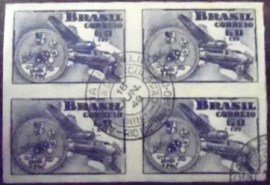 Quadra de selos postais do Brasil de 1949 Senta a Púa