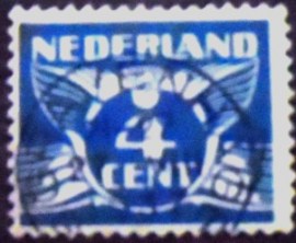 Selo postal da Holanda de 1924 Flying dove 4