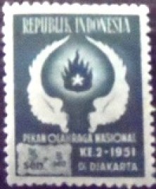 Selo postal da Indonésia de 1951 National Sports Festival 5+3