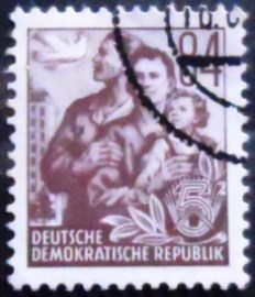 Selo da Alemanha Democrática de 1957 Workers share experiences