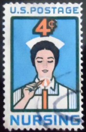 Selo postal dos Estados Unidos de 1961 Student Nurse Lighting Candle