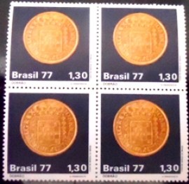 Quadra de selos do Brasil de 1977 Dobrão