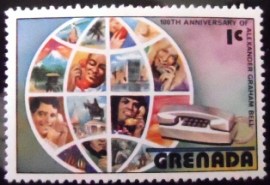 Selo postal de Grenada de 1976 Globe and telephone users