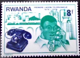 Selo postal da Ruanda de 1976 Telephone subscriber from Rwanda