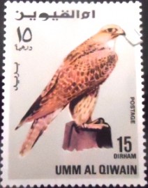 Selo postal de Umm Al Qiwain de 1968 Gyrfalcon