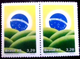 Par de selos do Brasil de 1979 Semana da Pátria