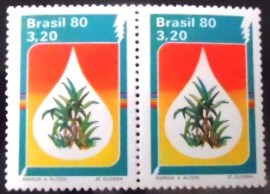 Par de selos postais do Brasil de 1980 Álcool