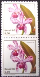 Par de selos postais do Brasil de 1980 Catleya