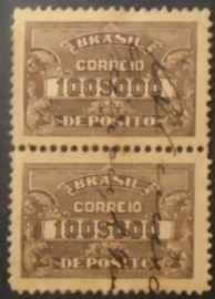 Par de selos Depósito do Brasil de 1935 100$ D76