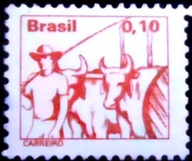 Selo postal Regular emitido no Brasil em 1977  557 M