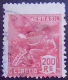 Selo postal Do Brasil de 1924 Indústria 200 U