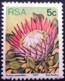 Selo postal da África do Sul de 1977 King protea
