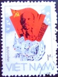 Selo postal do Vietnã de 1986 Under the Lenin banner