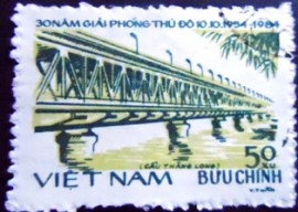 Selo postal do Vietnã de 1984 Thang Long bridge