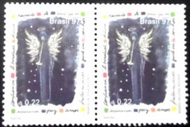 Par de selos postais do Brasil de 1997 Natal 97
