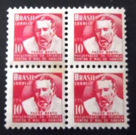 Quadra de selos postais do Brasil de 1955 Padre Damião H 4
