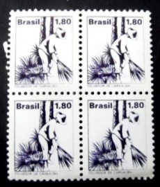 Quadra de selos postais do Brasil de 1979 Colhedor de Carnaúba