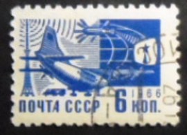 Selo postal da União Soviética de 1966 Antonov An-10A and satellite