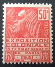Selo postal da França 1930 Woman Fa 50