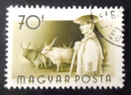 Selo postal da Hungria de 1955 Cattle and Herdsman