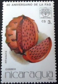 Selo postal da Nicarágua de 1986 Pitahaya