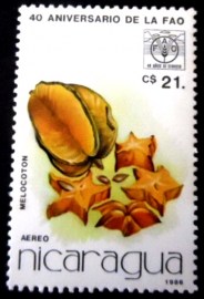 Selo postal da Nicarágua de 1986 Starfruit