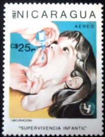 Selo postal da Nicarágua de 1987 Oral polio vaccine