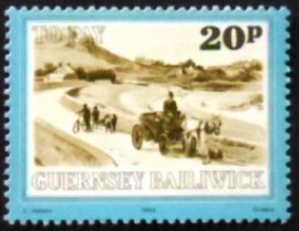 Selo postal de Guernsey de 1982 Cobo Bay