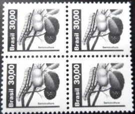 Quadra de selos postais do Brasil de 1982 Sericultura