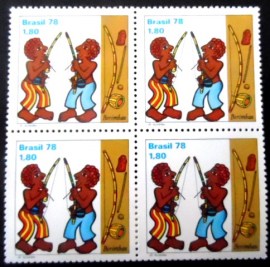 Quadra de selos postais do Brasil de 1978 Tocadores de Berimbau M