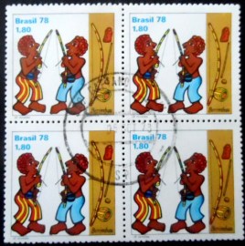 Quadra de selos postais do Brasil de 1978 Tocadores de Berimbau
