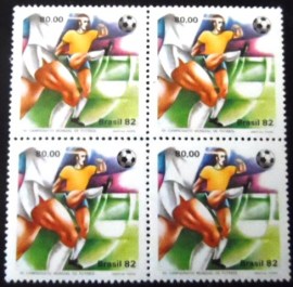 Quadra de selos do Brasil de 1982 Jogada de Futebol