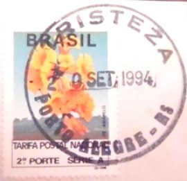 Selo postal do Brasil de 1992 Ipê amarelo Tristeza