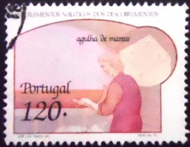 Selo postal de Portugal de 1992 Compass