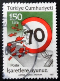 Selo postal da Turquia de 1987 Observe speed limit