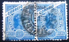 Par de selos postais do Brasil de 1902 Alegoria República 200
