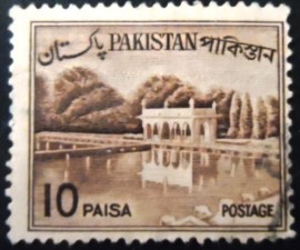 Selo postal do Paquistão de 1963 Shalimar Gardens 10