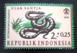 Selo postal da Indonésia de 1966 Reticulated Phython