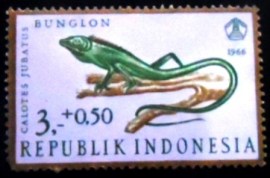 Selo postal da Indonésia de 1966 Maned Forest Lizard
